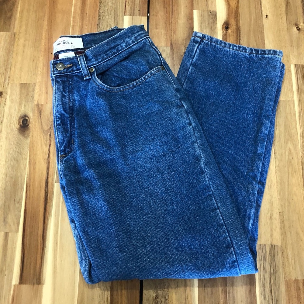 L.L. Bean Women’s Flannel lined Dark Blue Relaxed Jeans